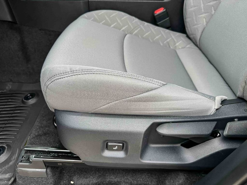 2026 Toyota Tacoma SR5 - Photo 11