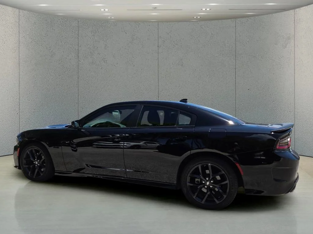 Certified Used 2023 Pitch Black Clearcoat Dodge R/T image 5