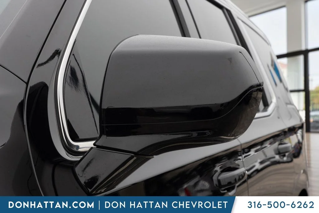 Used 2022 Black GMC SLE image 26