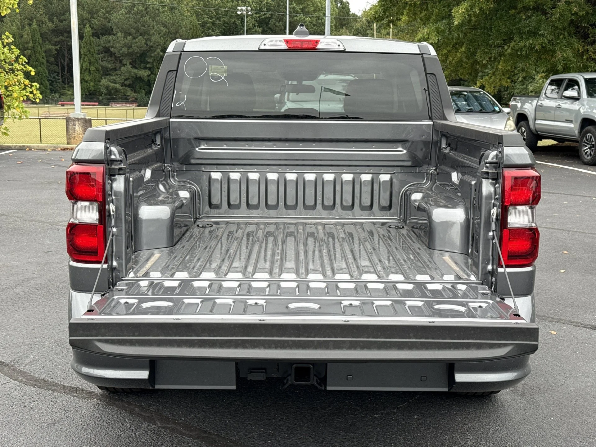 New 2026 Carbonized Gray Metallic Ford Lobo™ image 25