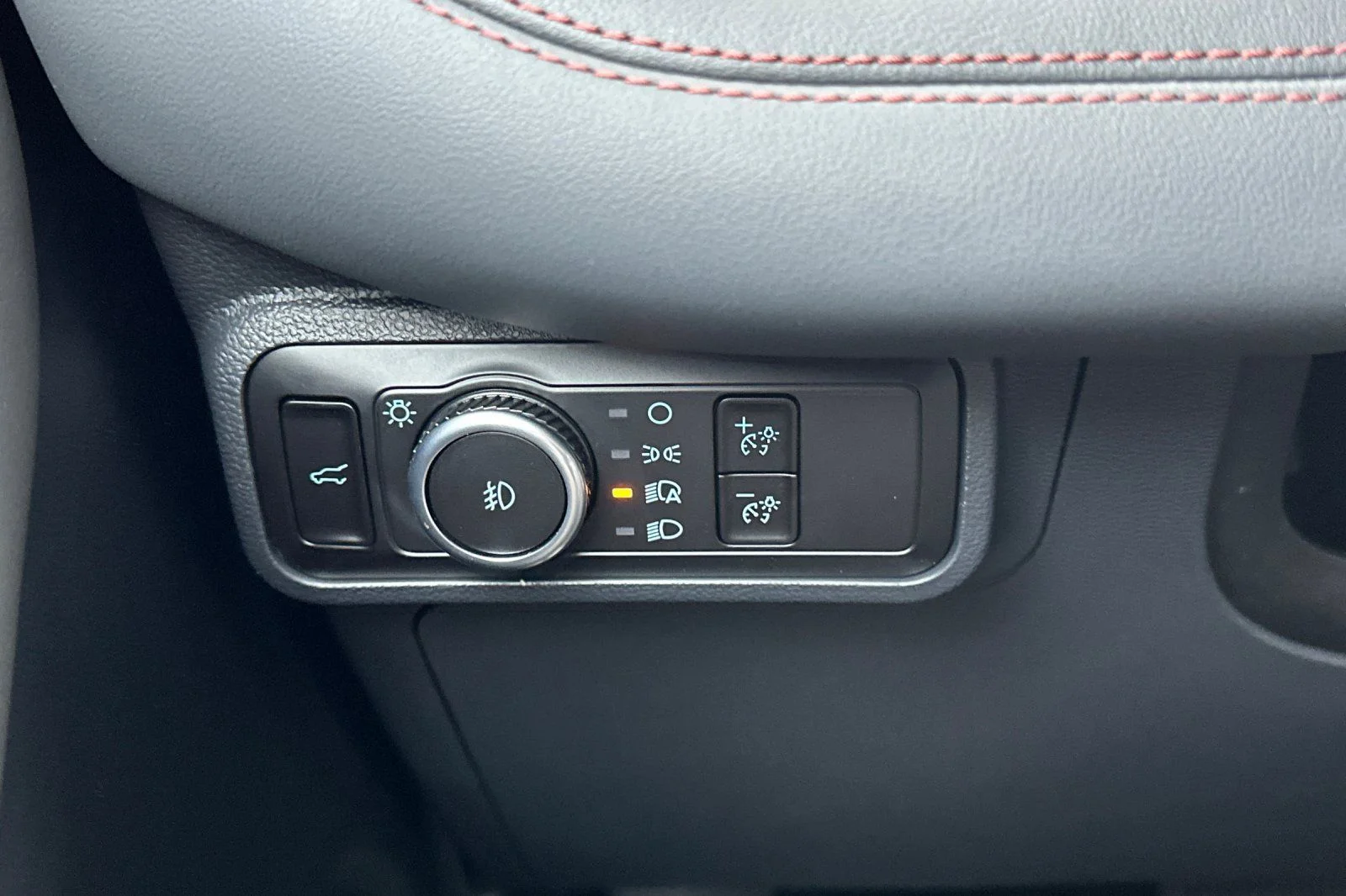 2026 Ford Explorer Active - Photo 24