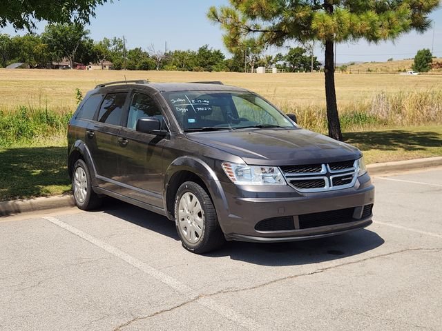 Used 2017 Gray Dodge SE image 2