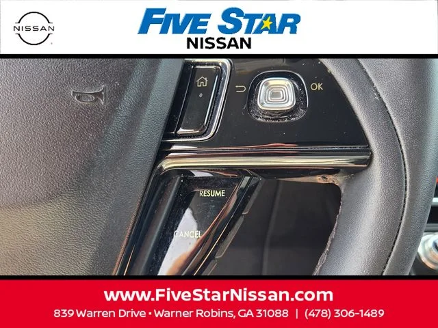 Used 2022 White Lincoln Standard image 26