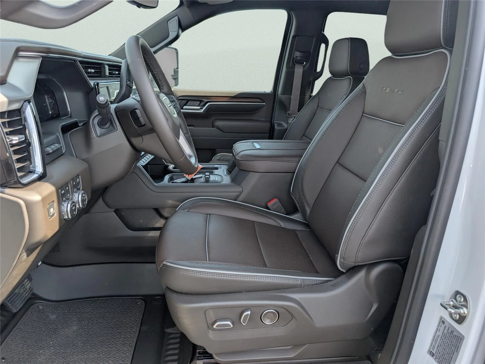 New 2026 Glacier White Tricoat GMC Denali DRW image 19