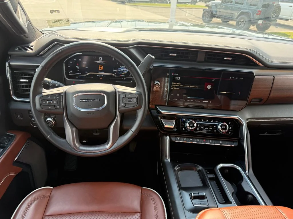 Used 2025 Black GMC Denali Ultimate image 8