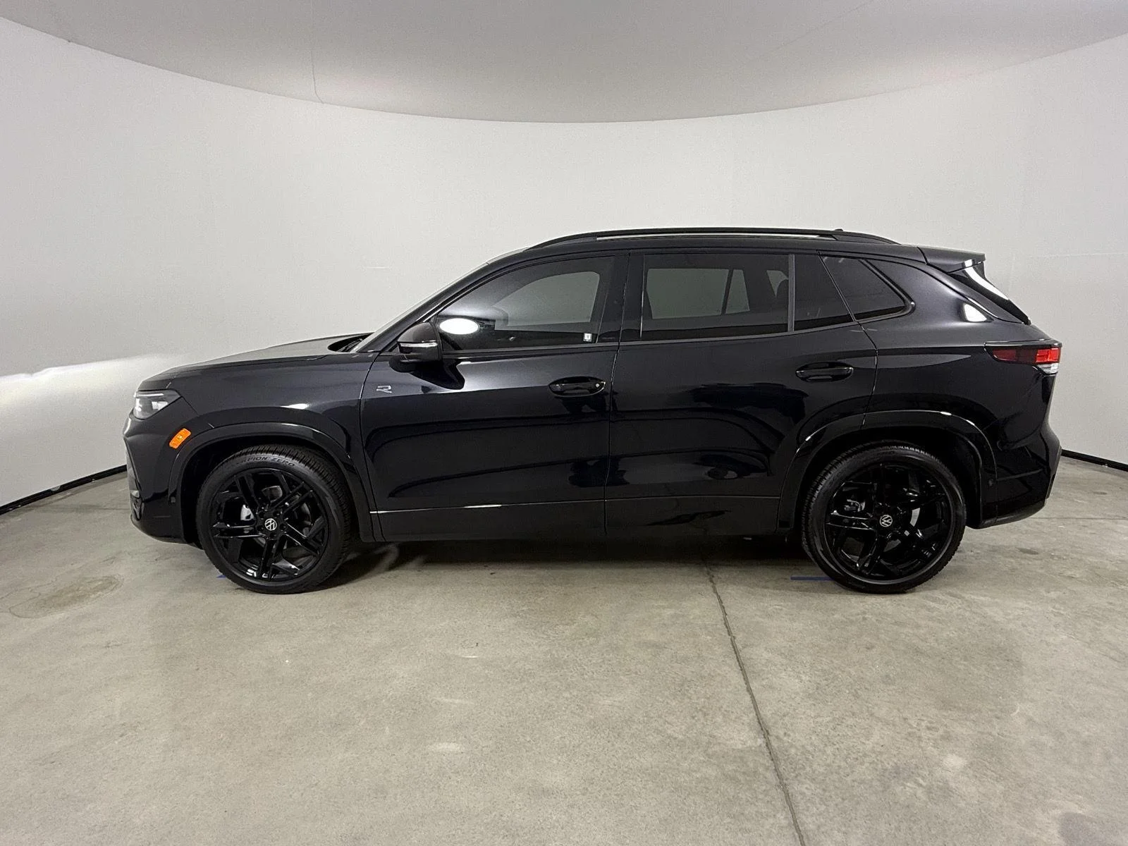 New 2026 BLACK VOLKSWAGEN  image 8