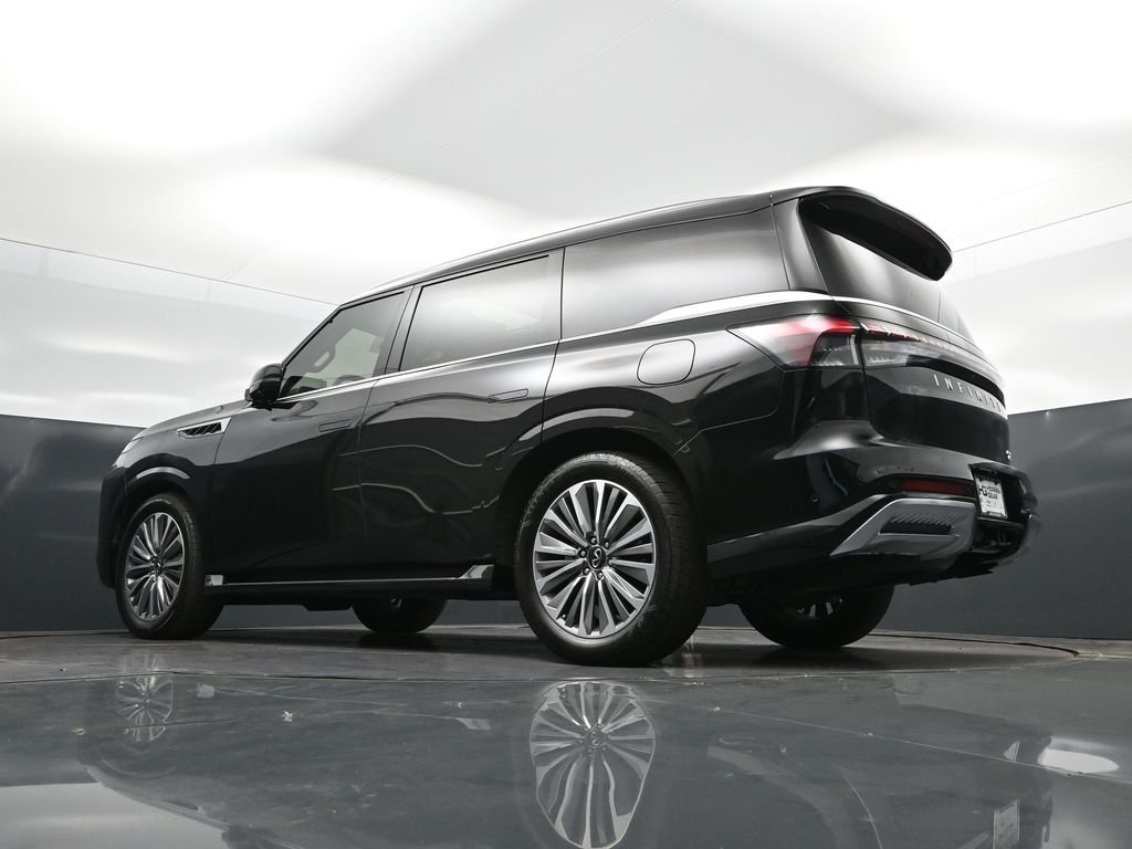 Certified Used 2025 Black INFINITI LUXE image 43