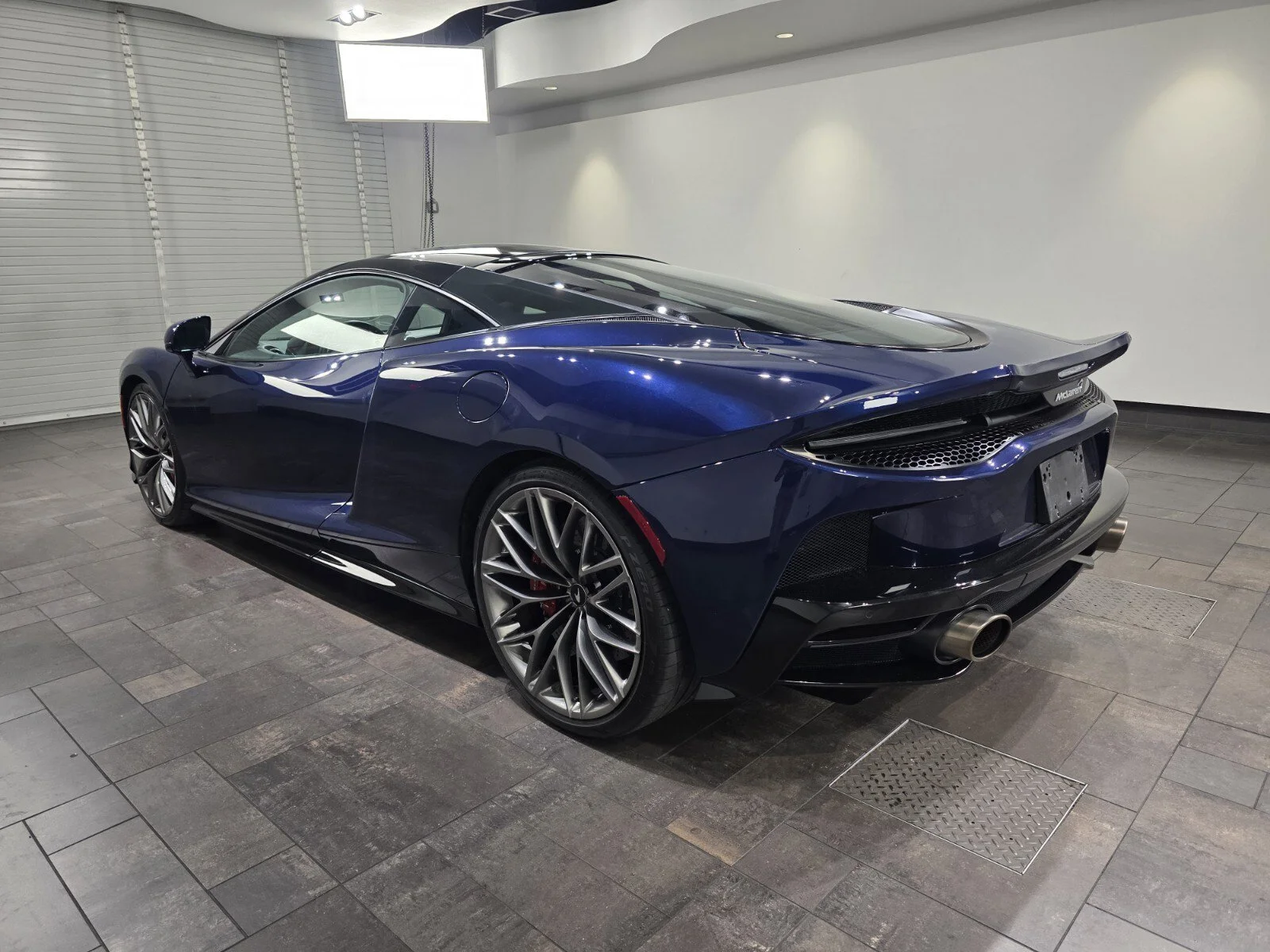 Used 2023 Namaka Blue McLaren  image 4
