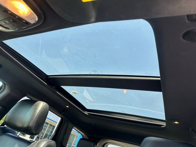 Used 2018 Black Jeep Limited 4x4 image 28