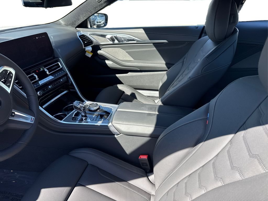 2026 BMW 8 Series 840i - Photo 8