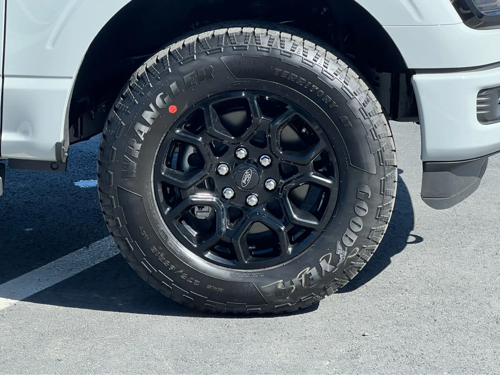 New 2026 Avalanche Ford XLT image 16