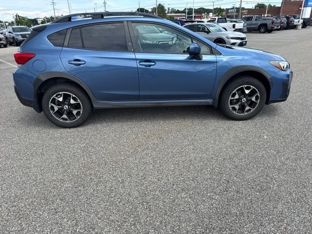 Used 2018 Blue Subaru 2.0i Premium image 25