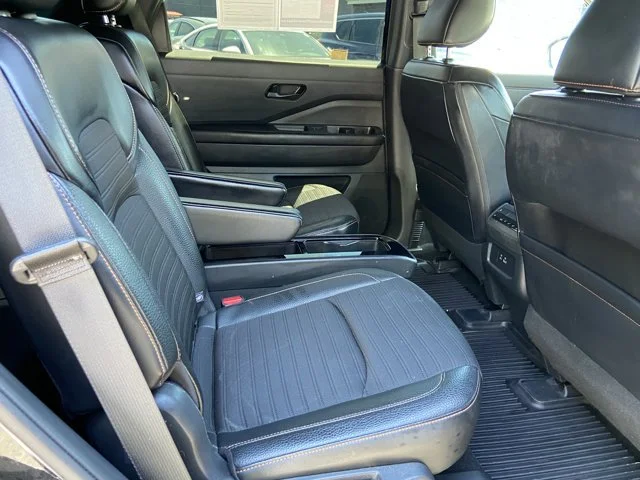 Certified Used 2023 Super Black Nissan Rock Creek image 28