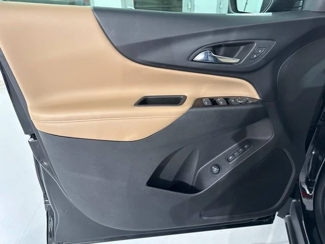 Used 2023 Black Chevrolet Premier image 18