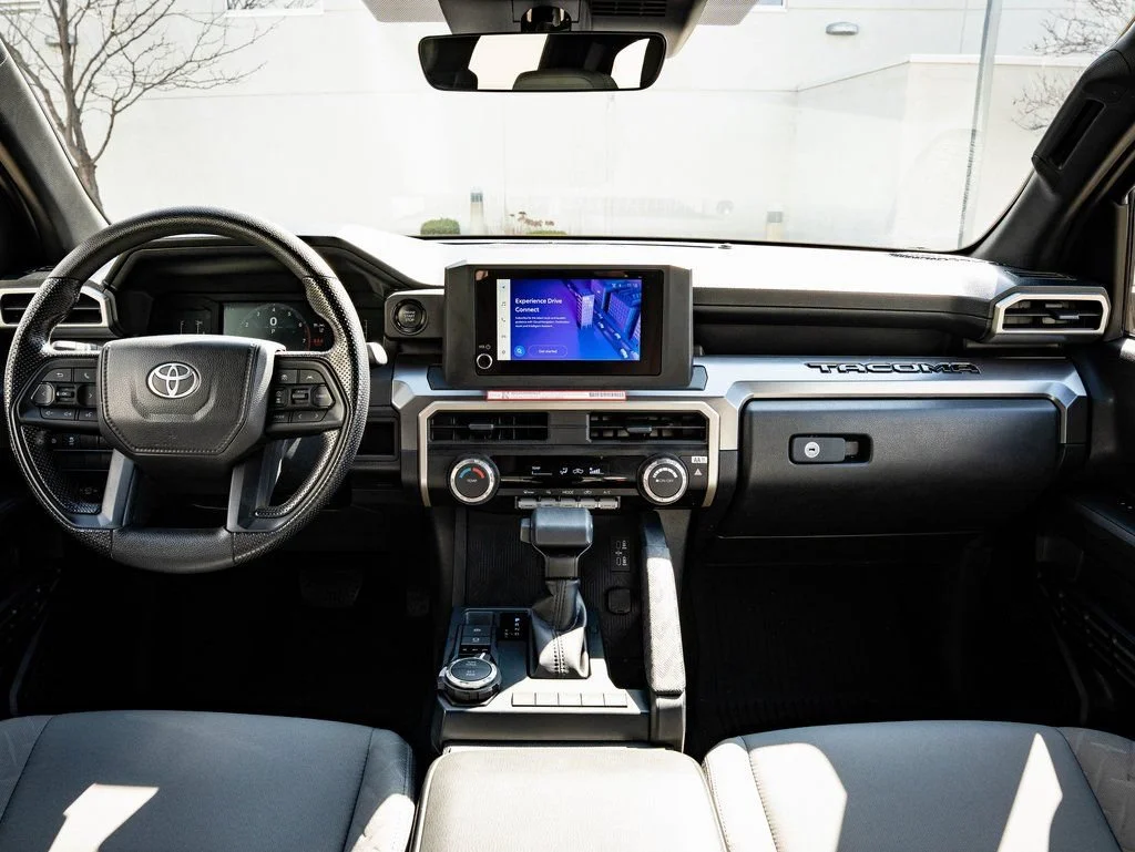 Used 2025 Underground Toyota SR5 image 30