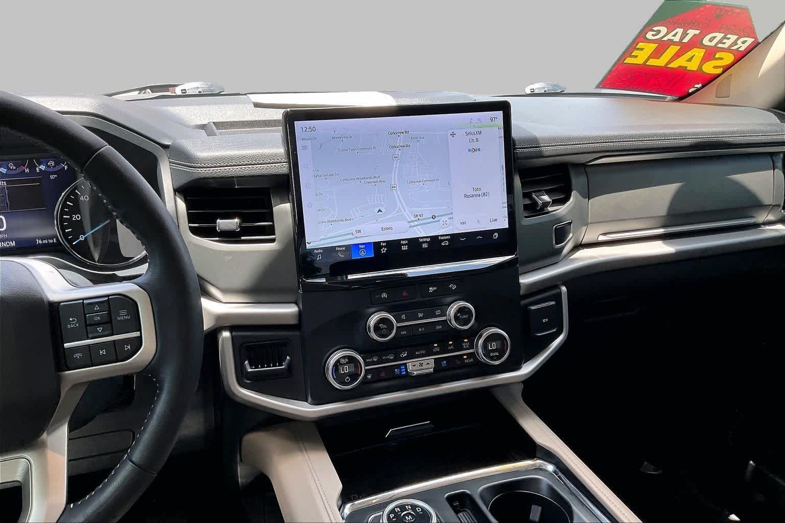 Pre-Owned 2024 Ford Expedition XLT