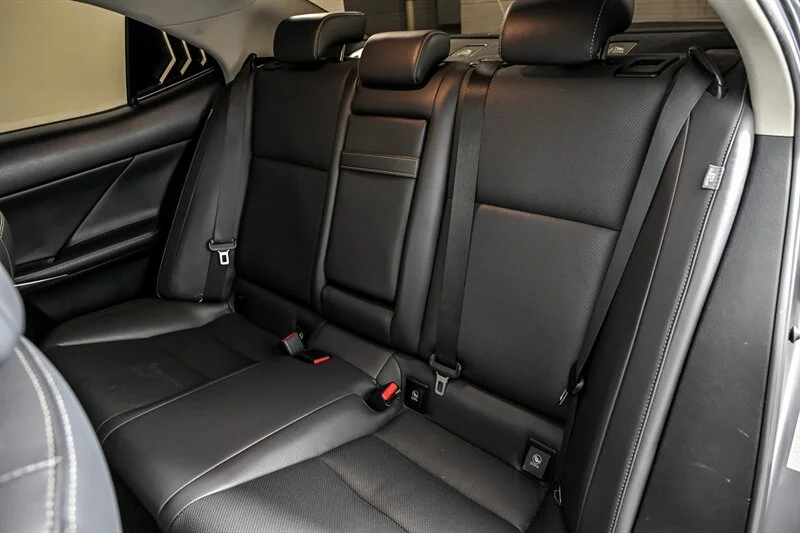 Used 2016 Nebula Gray Pearl Lexus  image 18