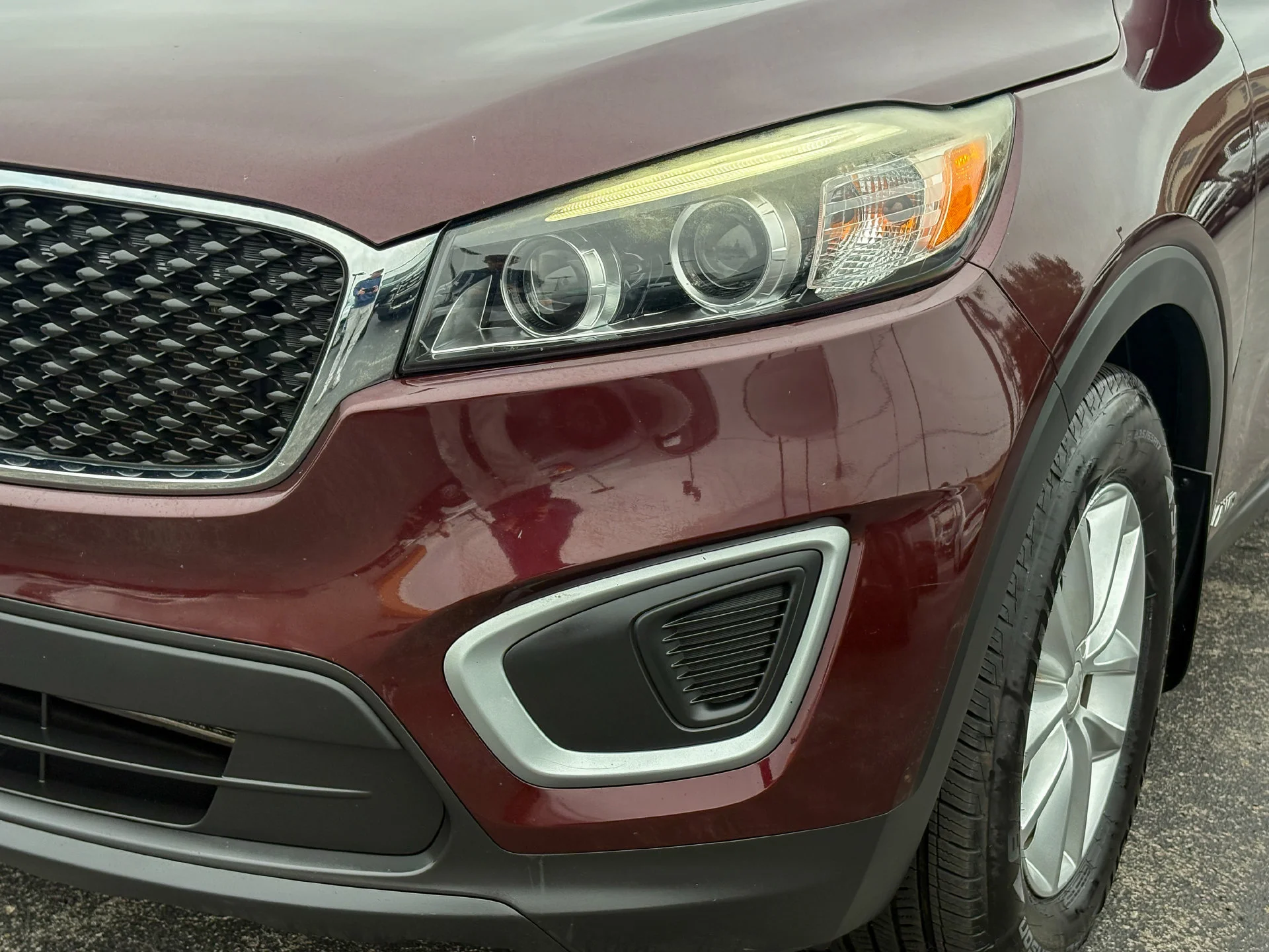 Used 2018 Purple Kia LX image 6