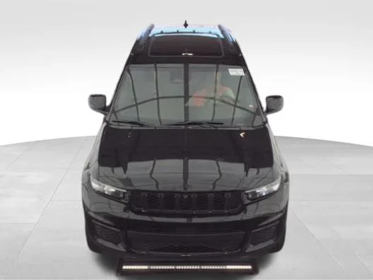 Certified Used 2025 Black Jeep Limited image 2