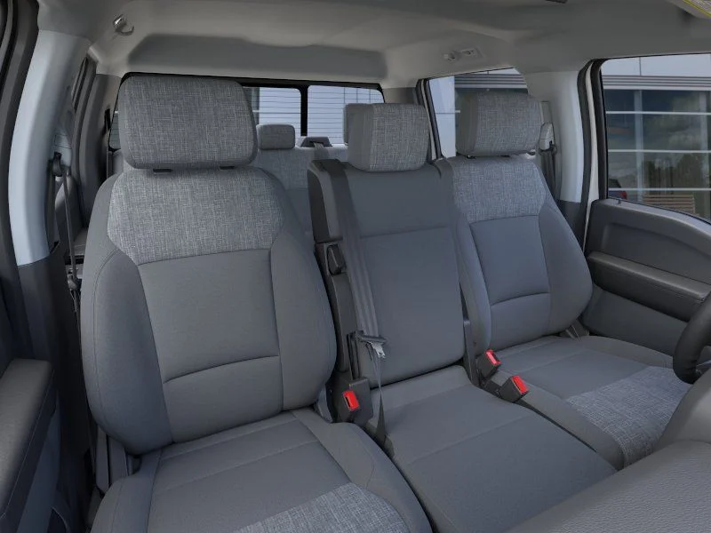 New 2026 Oxford White Ford F-250® XLT image 10