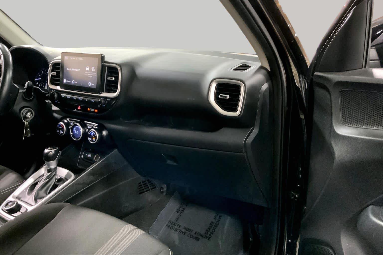 Used 2022 Black Noir Pearl Hyundai SEL image 36