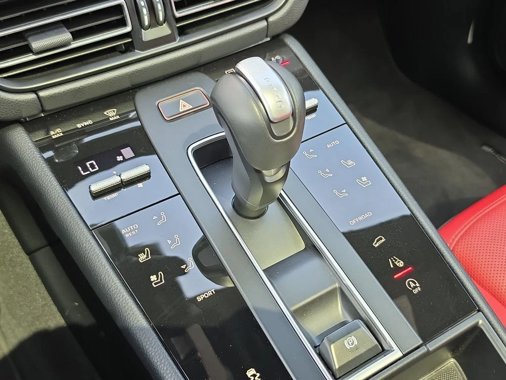Used 2025 Black Porsche Base image 28