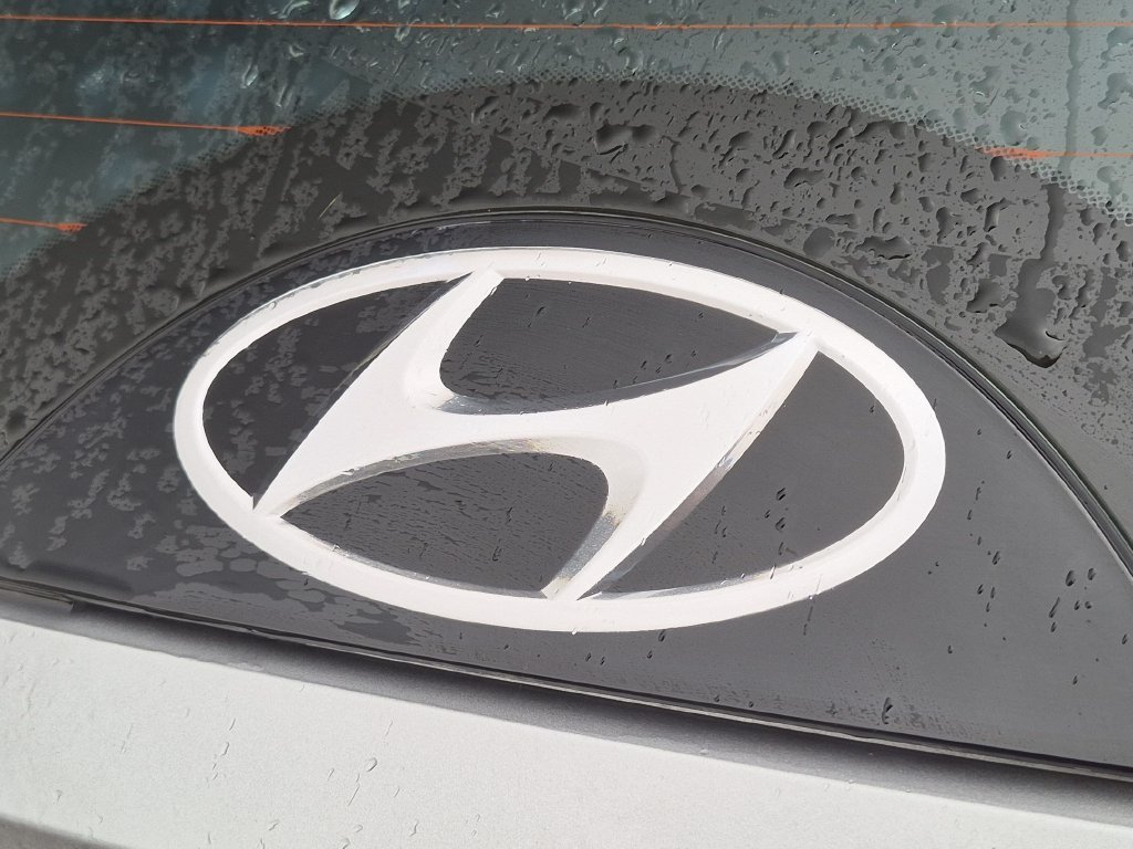 Used 2024 Silver Hyundai SE image 25