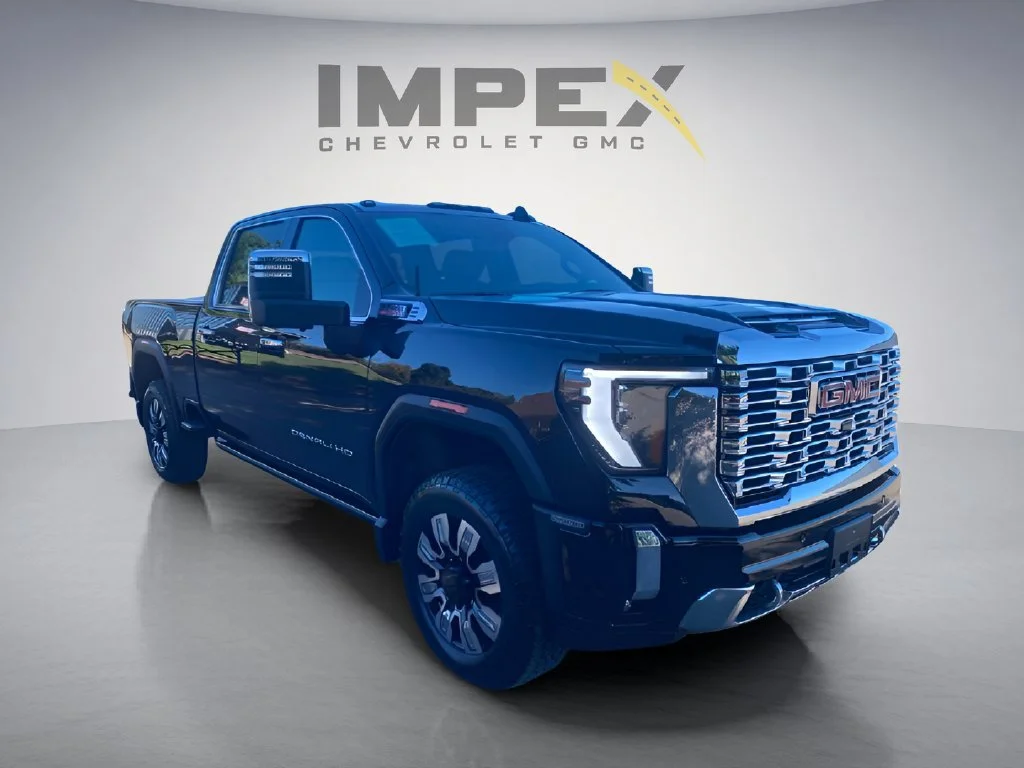 Used 2025 Onyx Black GMC Denali image 8
