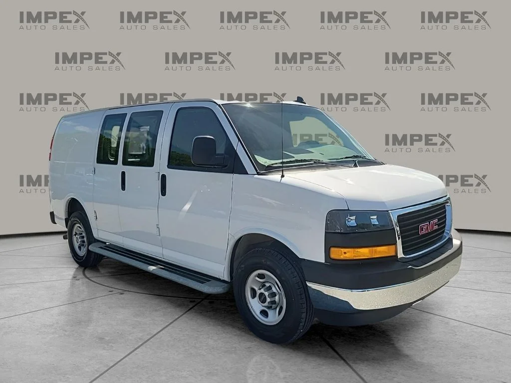Used 2023 White GMC Work Van image 7