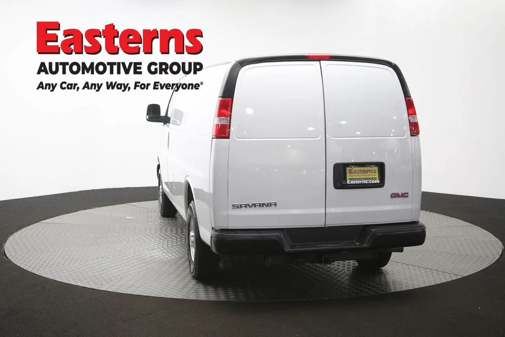Used 2020 White GMC Work Van image 36