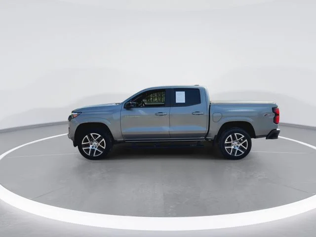 Used 2023 Gray Chevrolet Z71 image 7