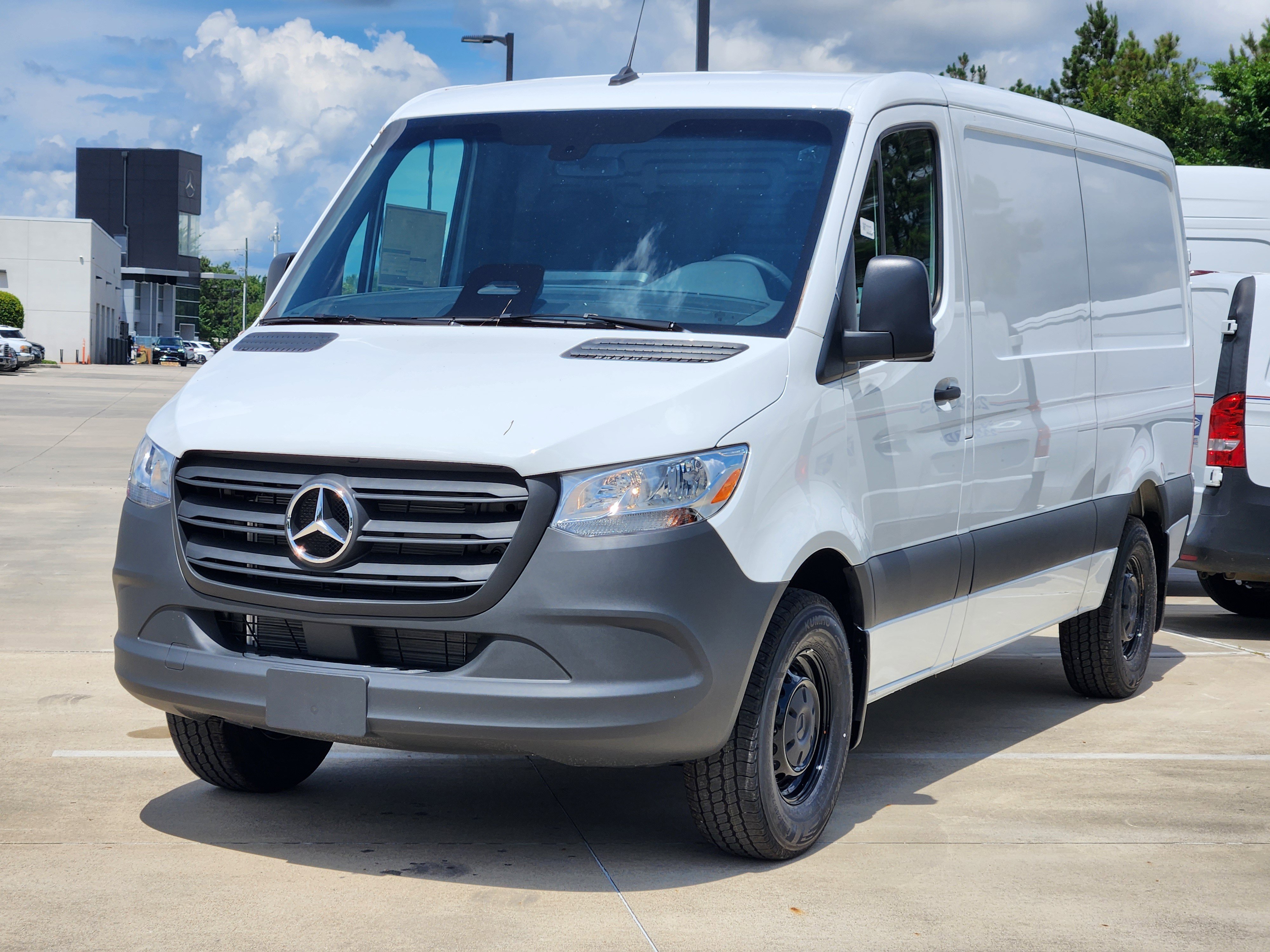 New 2026 Arctic White Mercedes-Benz Cargo 144 WB image 4