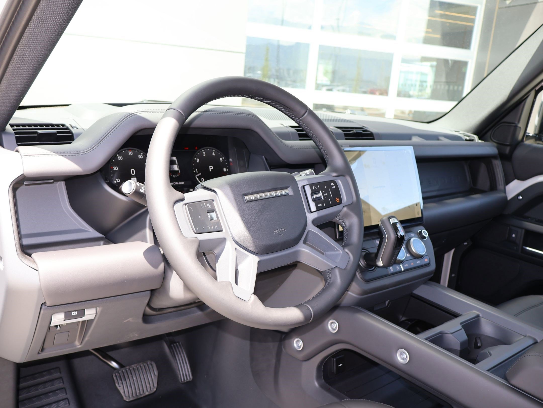 New 2026 Borasco Grey LAND ROVER P400 X-Dynamic SE image 10