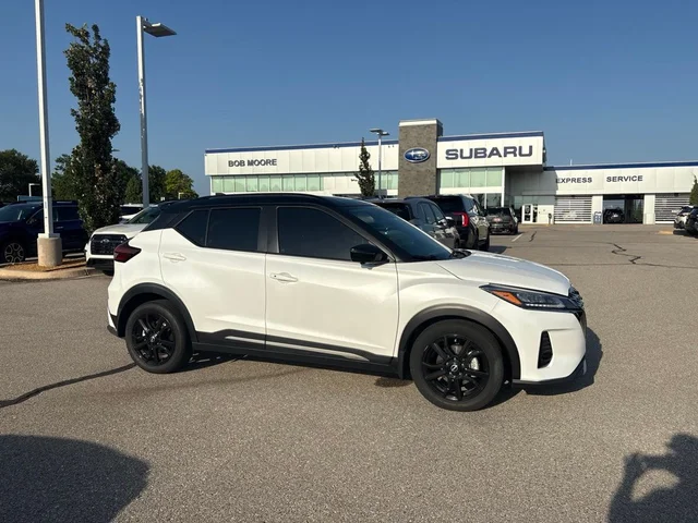 2024 Nissan Kicks SR