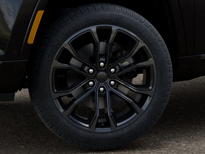 New 2026 High Gloss Black Exterior Paint Jeep Grand Wagoneer image 4