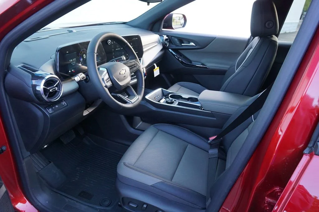 2026 Chevrolet Equinox LT - Photo 9