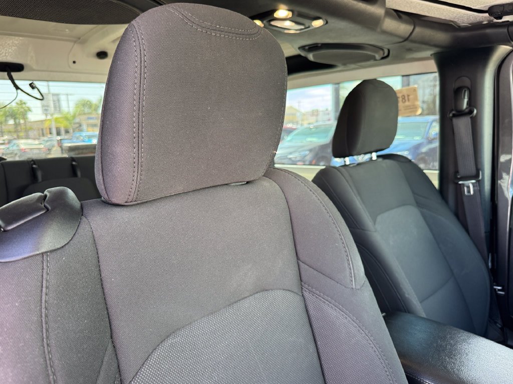 Used 2022 Gray Jeep Willys image 18