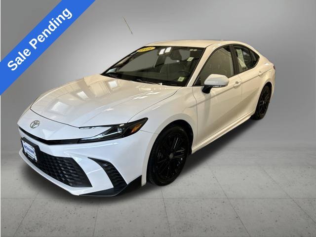 Used 2025 Ice Cap Toyota SE image 1