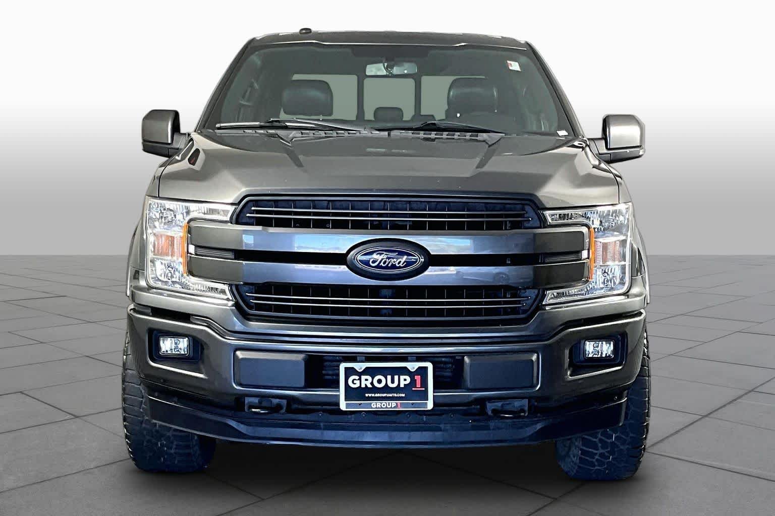 Used 2018 Magnetic Ford LARIAT image 4
