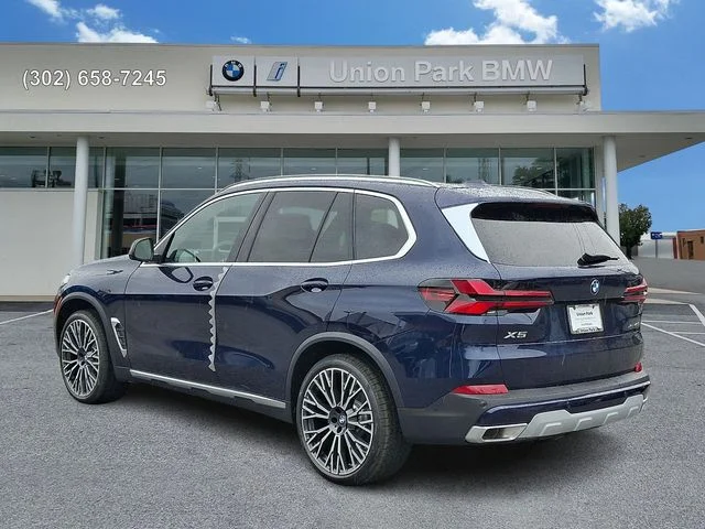 New 2026 Tanzanite Blue II Metallic BMW xDrive40i image 6
