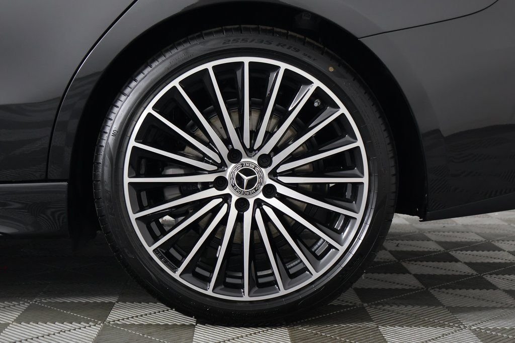New 2026 Graphite Grey Metallic Mercedes-Benz C 300 image 10