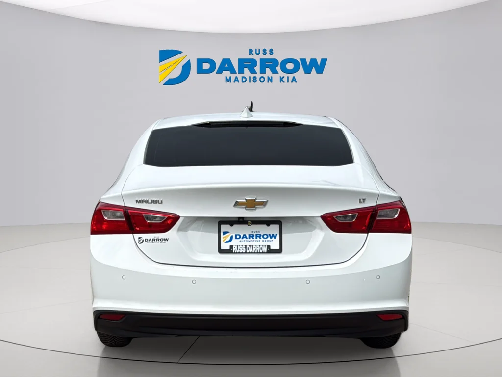 Used 2024 Summit White Chevrolet LT image 4