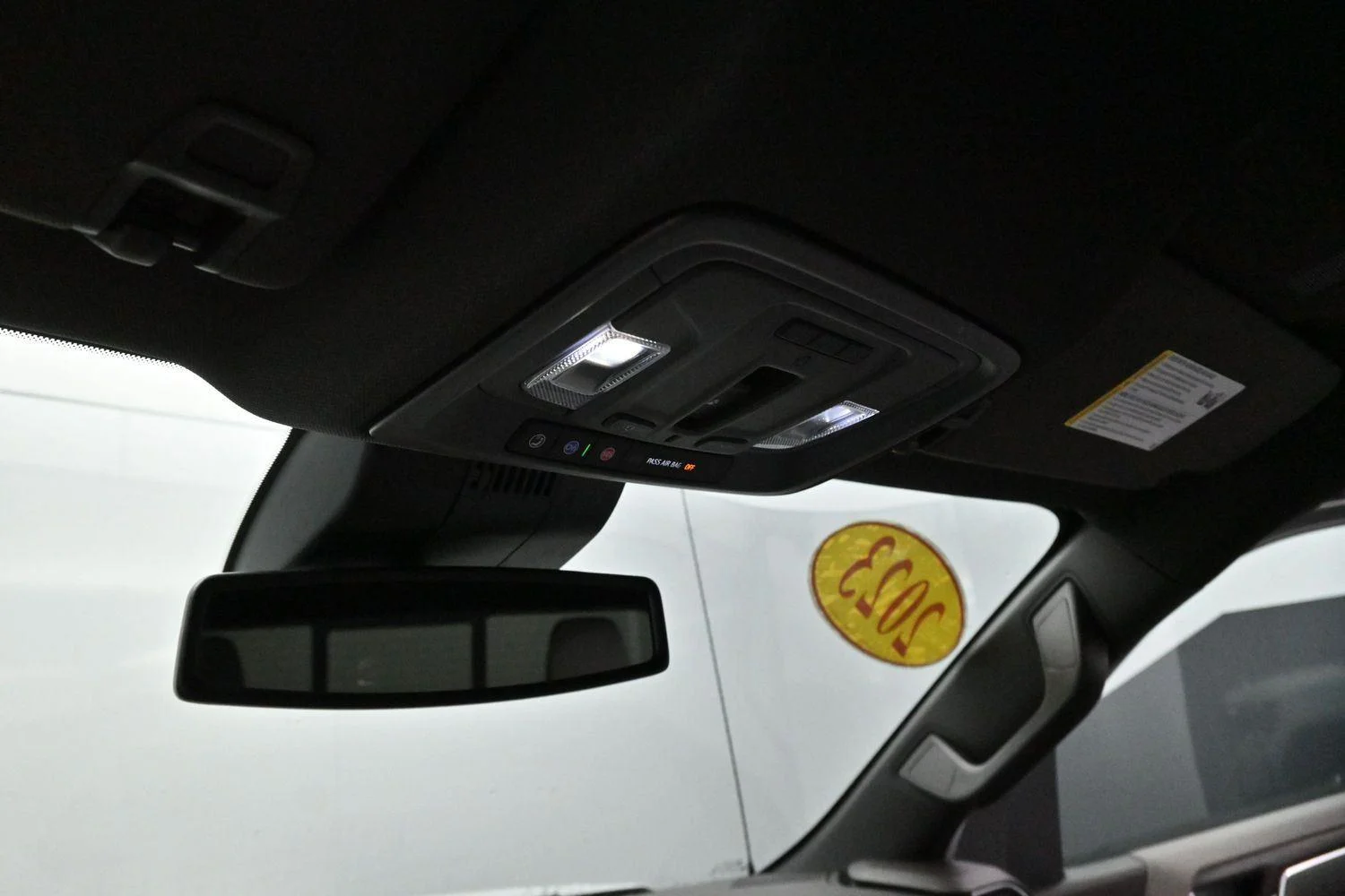 Used 2023 Summit White GMC SLT image 28