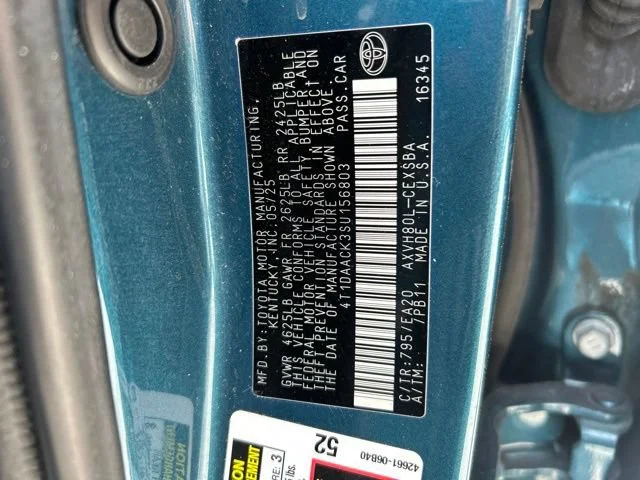 Used 2025 Ocean Gem Toyota SE image 21