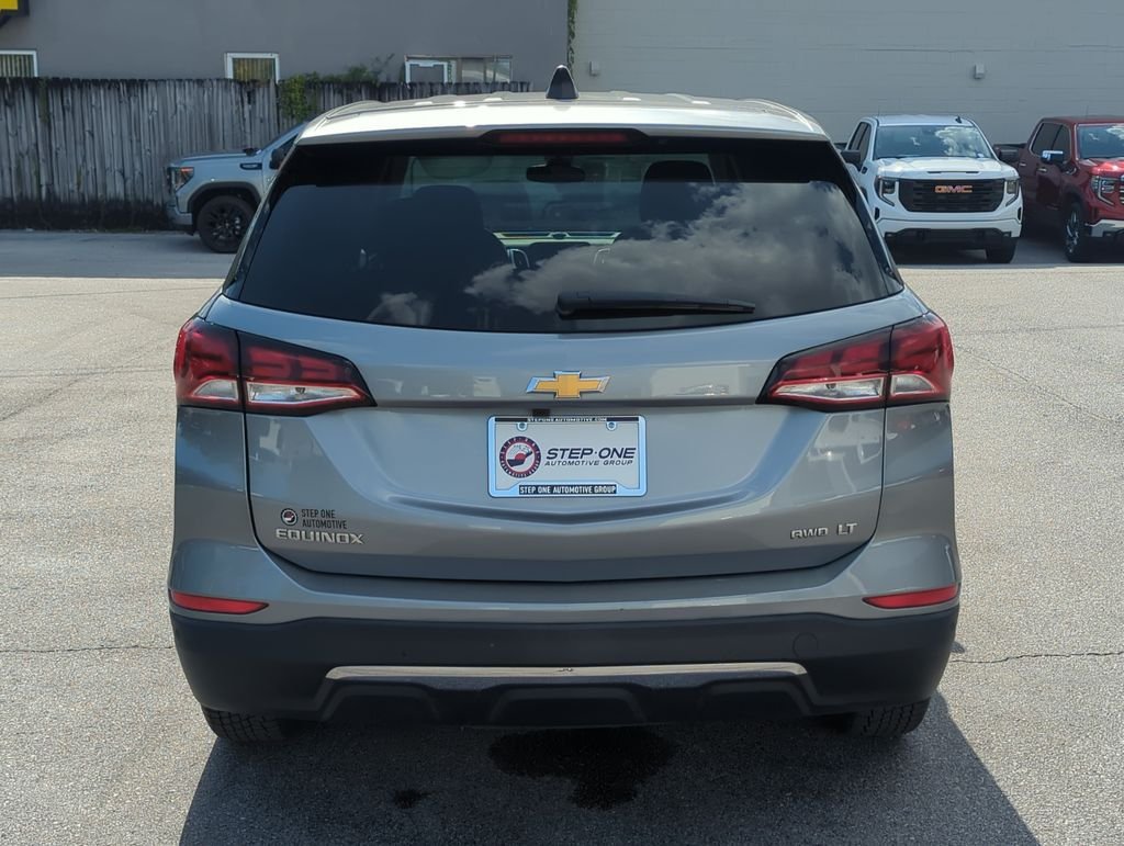 Used 2024 Gray Chevrolet LT image 5