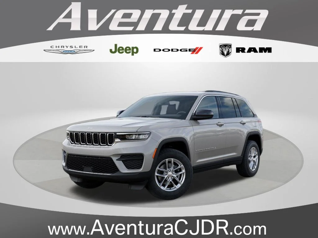 2026 Jeep Grand Cherokee Laredo X's photo