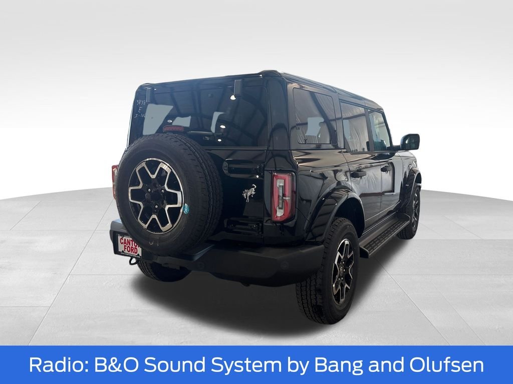 New 2026 Shadow Black Ford Outer Banks® image 7