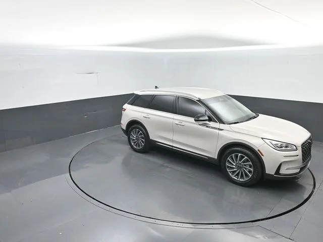 Used 2024 Pearl Metallic Lincoln Reserve image 20