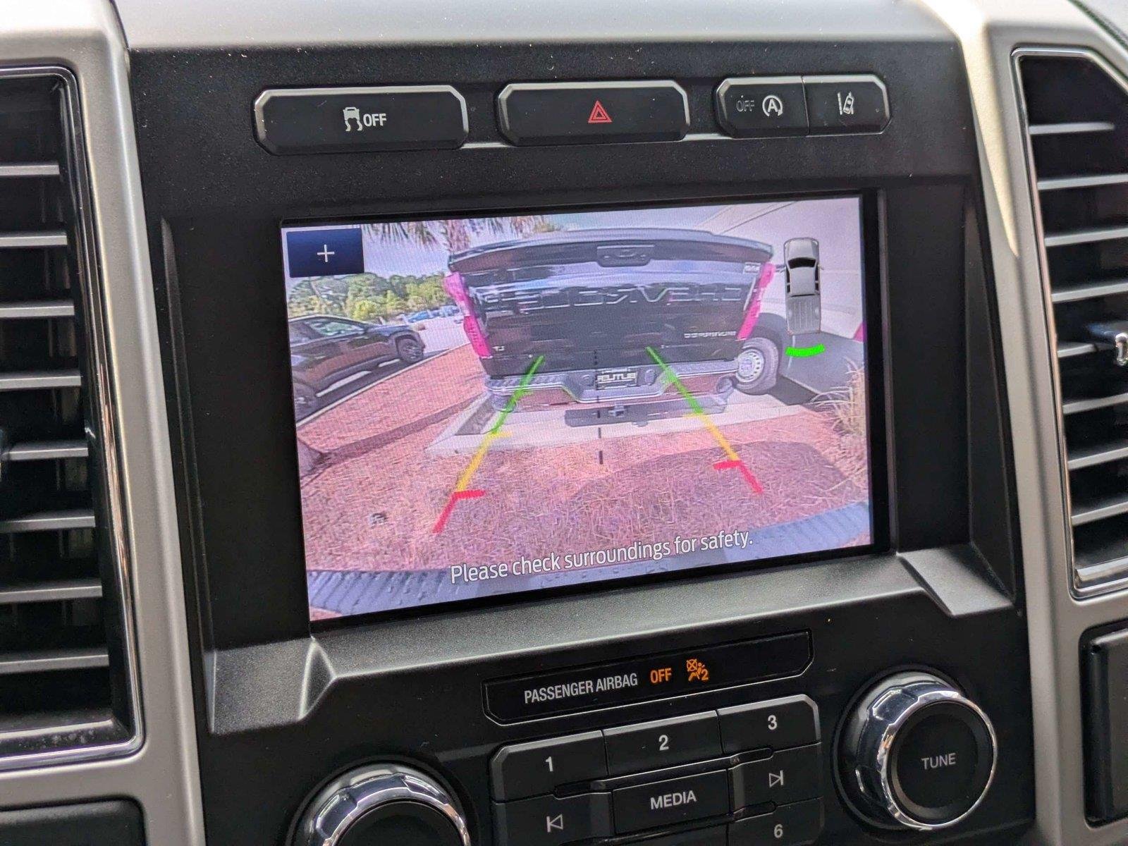 Used 2020 Agate Black Ford Lariat image 23