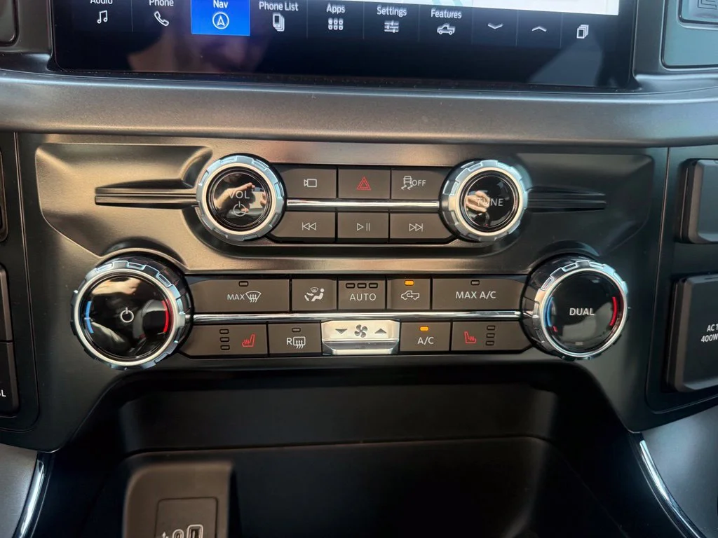 New 2026 Agate Black Metallic Ford XLT image 26
